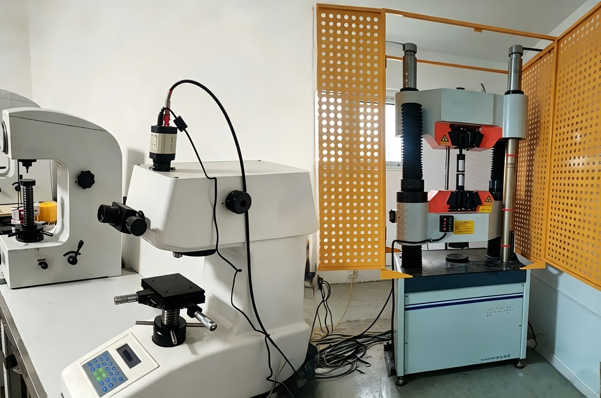 Advanced Metrology Lab